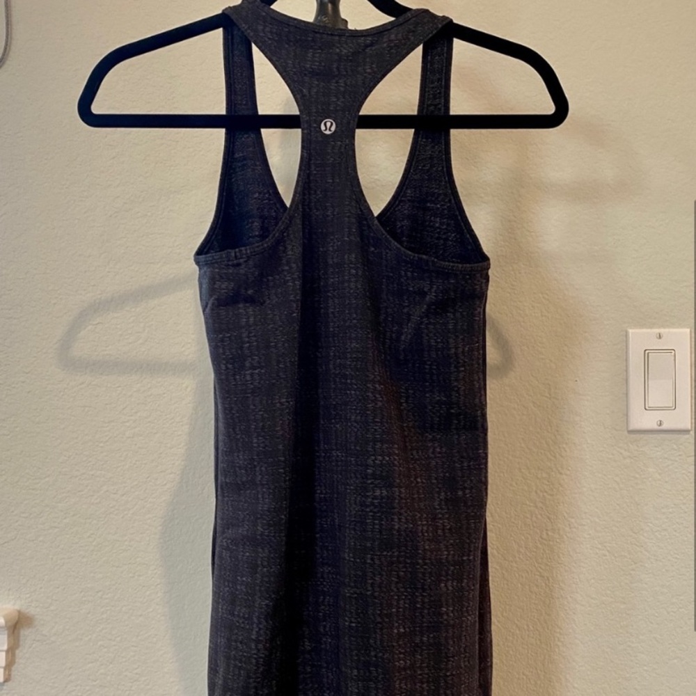 LULULEMON ATHLETICA Gray Racerback Tank Size 6